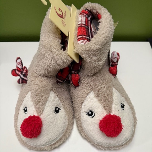 Holiday Reindeer Sherpa Slipper Boot - Picture 2 of 6